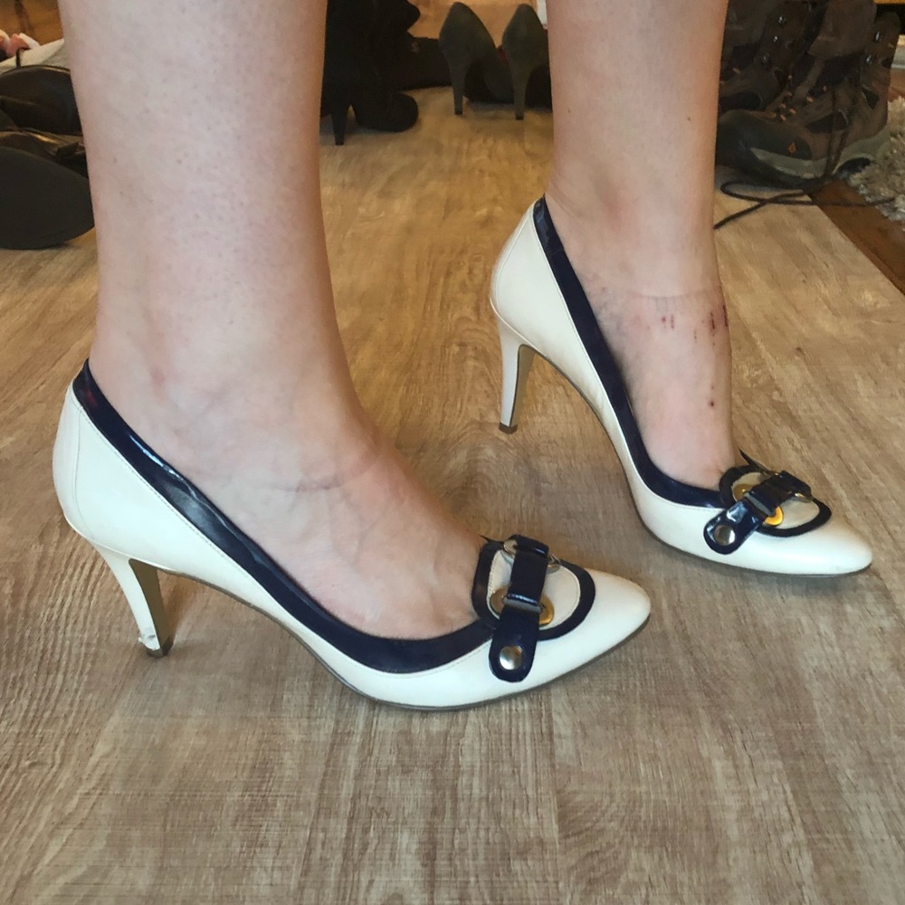 Bandolino sailor nautical heels white blue 8.5